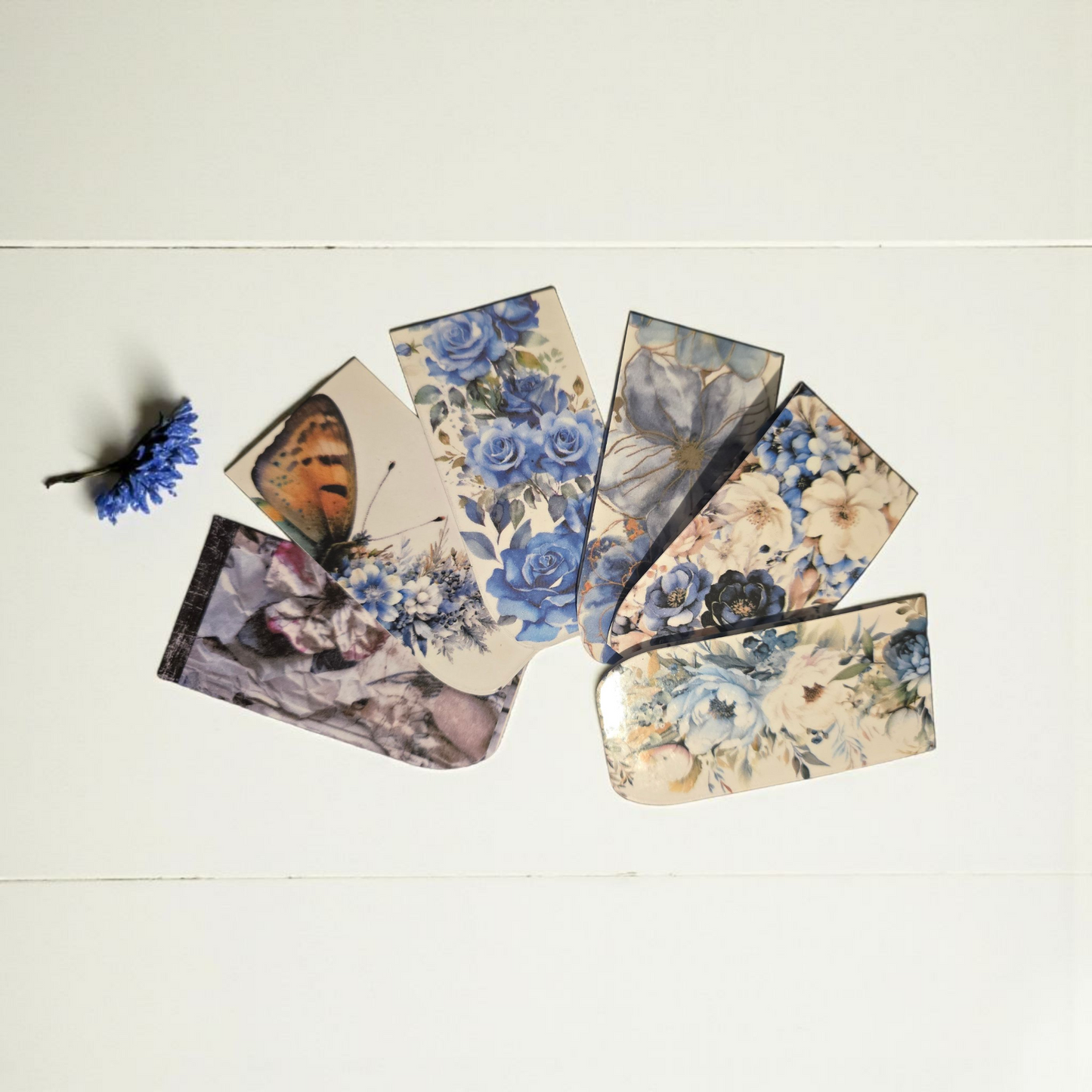 Azure Blooms magnetic planner bookmarks by dream.design.bloom, calm blue discbound planner accessories in boutique designs