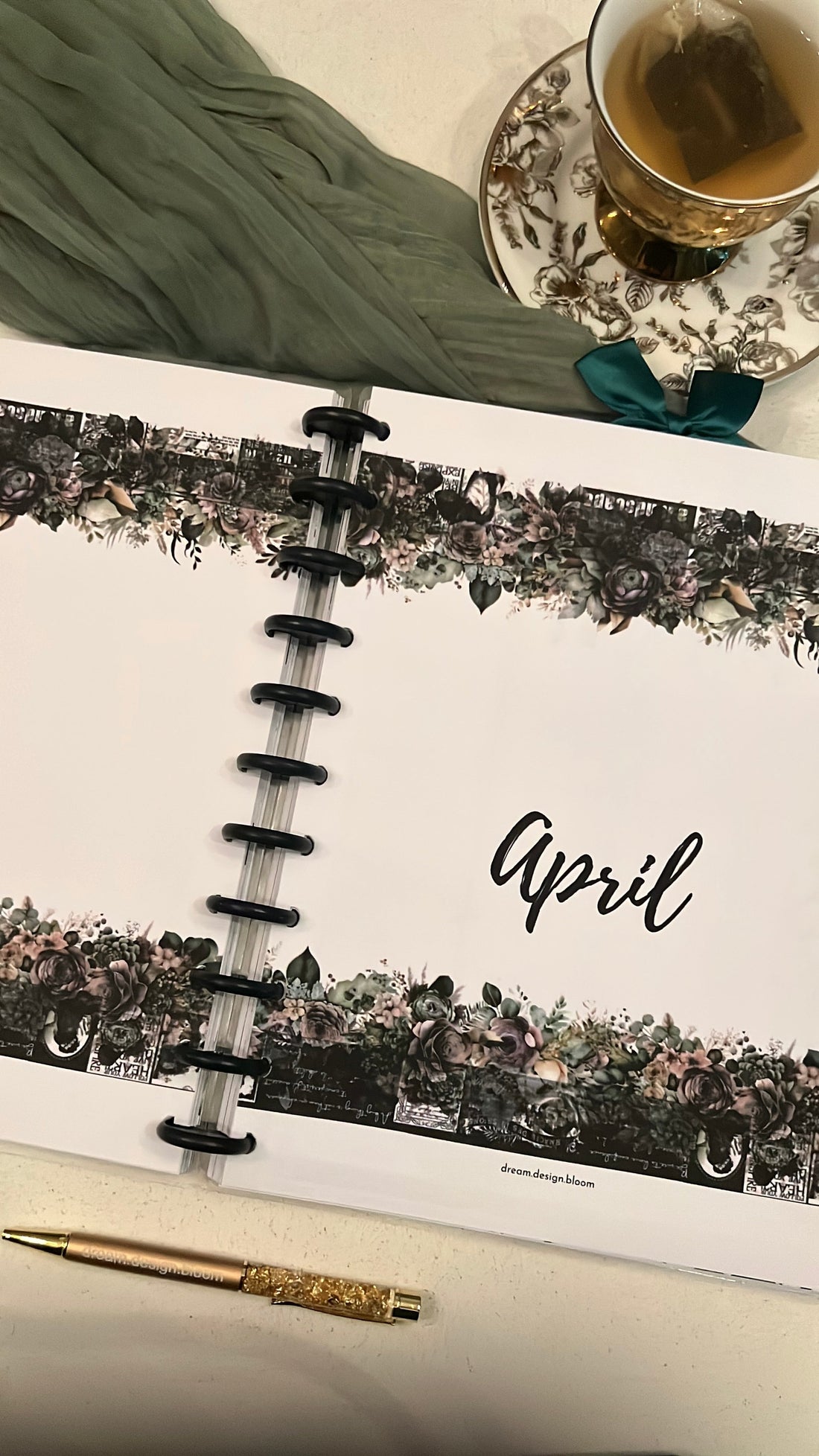 Fun Fact Friday | Pages That Stay in Place