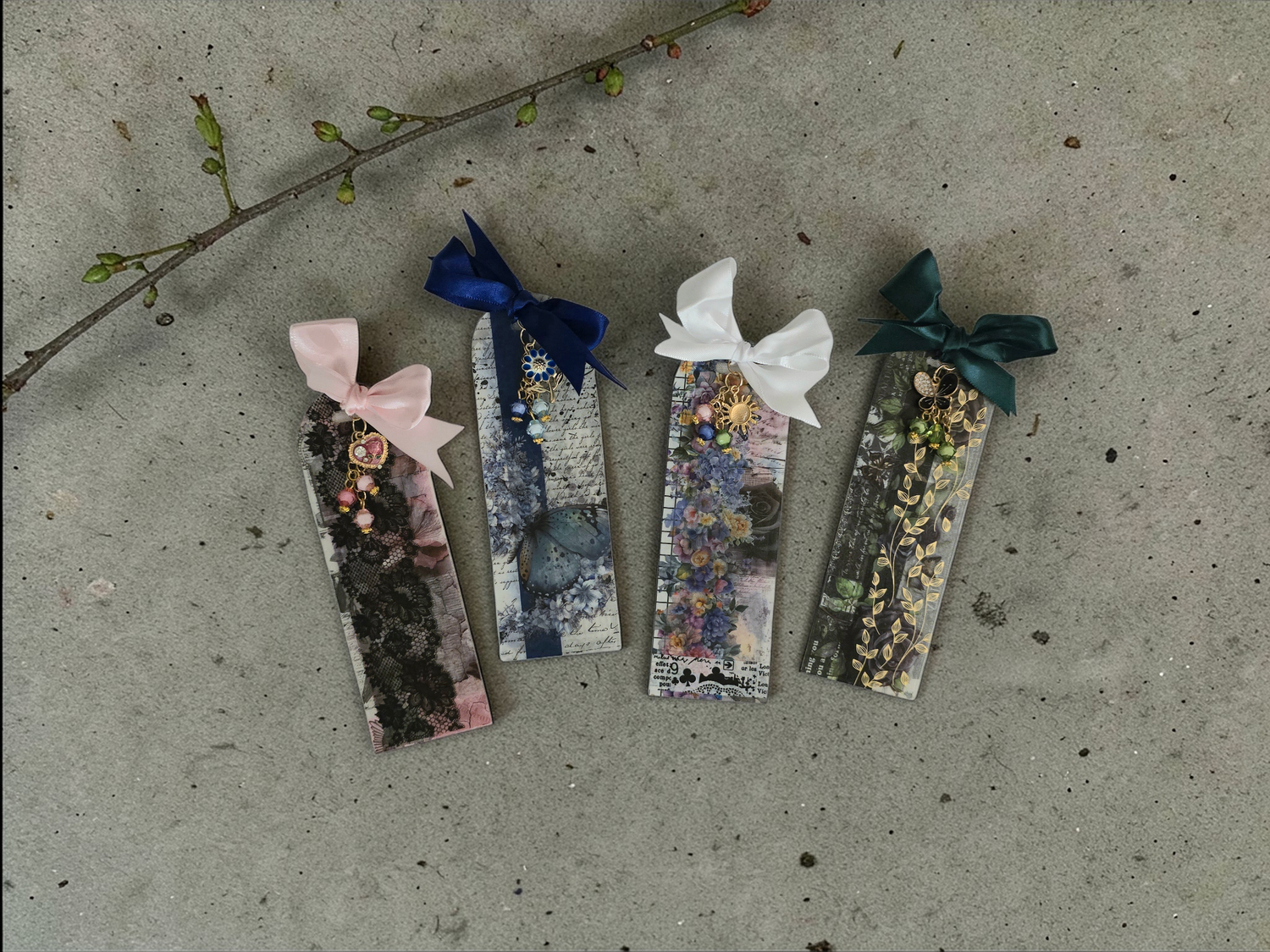 Bloom Charm Bookmark