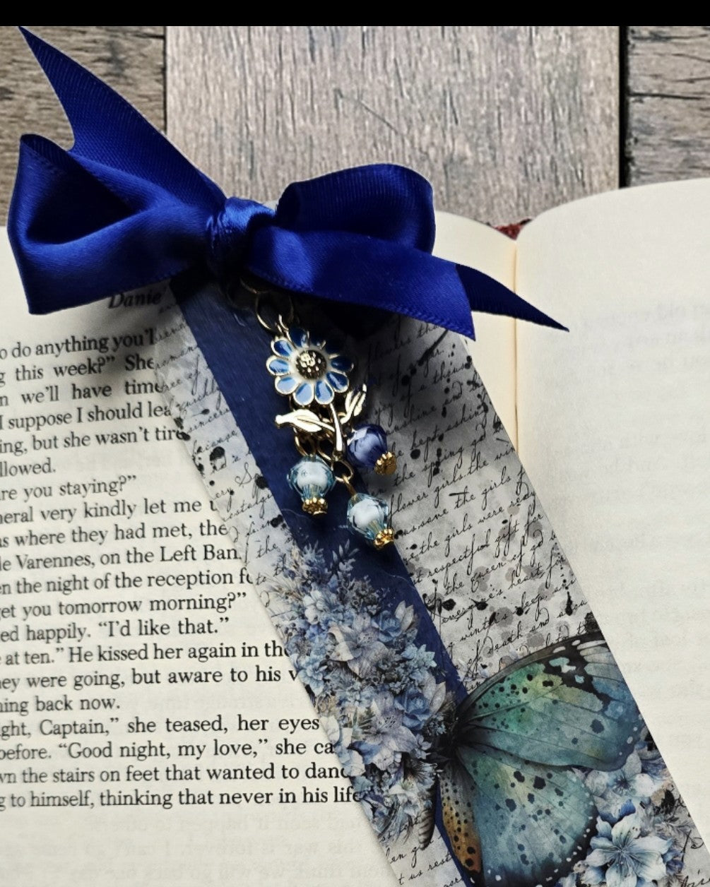 Bloom Charm Bookmark | Azure Blooms
