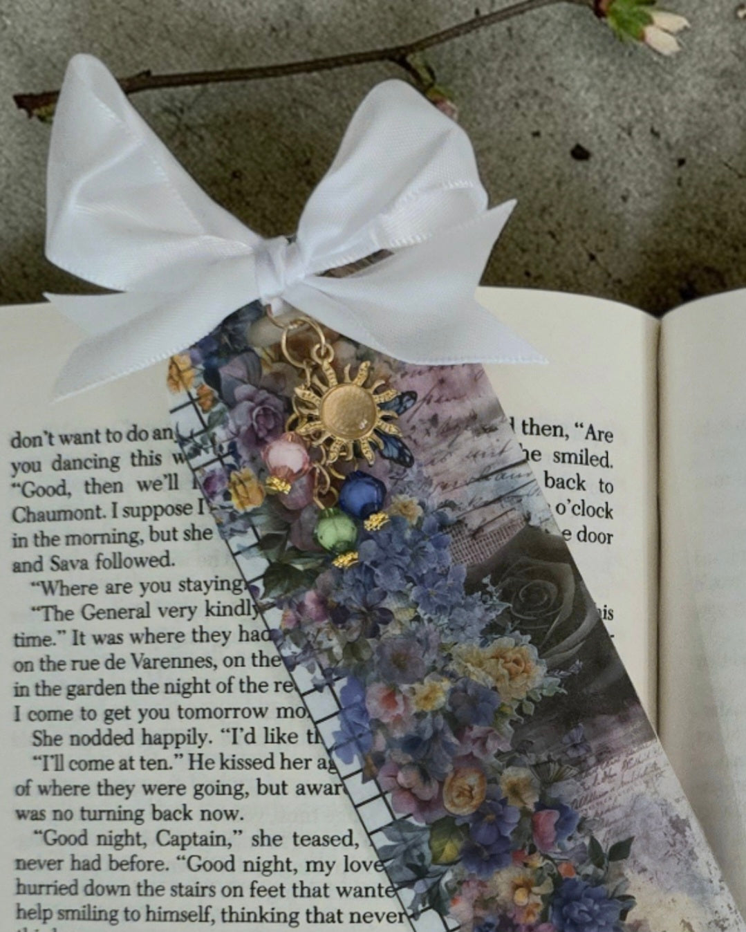 Bloom Charm Bookmark | Signature Designs