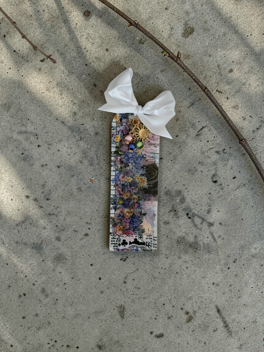 Bloom Charm Bookmark | Signature Designs