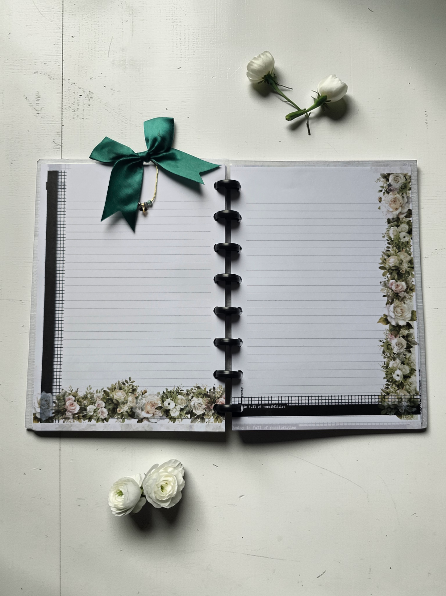 Bow Petal Clip | Arbor Designs