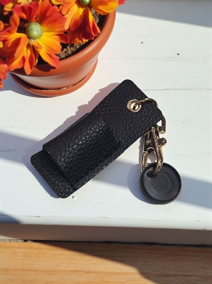 Disc Pen Holder by dream.design.bloom in black, shown with coordinating disc, boutique discbound planner accessory