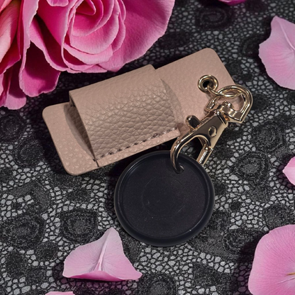 Disc Pen Holder by dream.design.bloom in pink, shown with coordinating disc, boutique discbound planner accessory for functional design