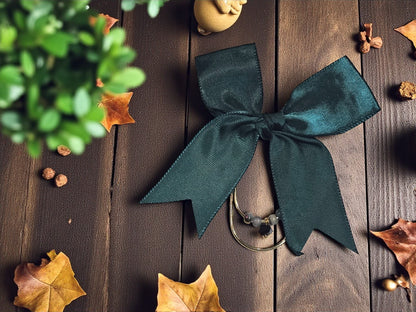 Large Paperclip with Bow by dream.design.bloom in Arbor Designs palette, natural green discbound planner accessory with oversized bow design